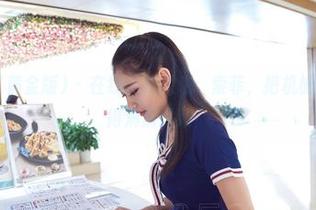 AISS爱丝(黄金版) – 在线寻找灵感：索菲，把机械师的图片玩得淋漓尽致！