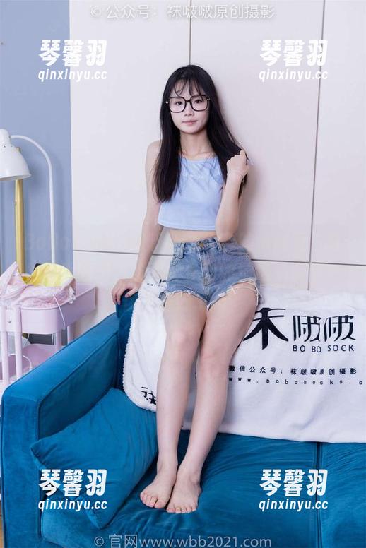 BoBoSocks袜啵啵-小甜豆 BoBoSocks袜啵啵 - 纯粹的小甜豆,打出一手好牌,脚对脚互动的精选写真集,你准备好了吗?