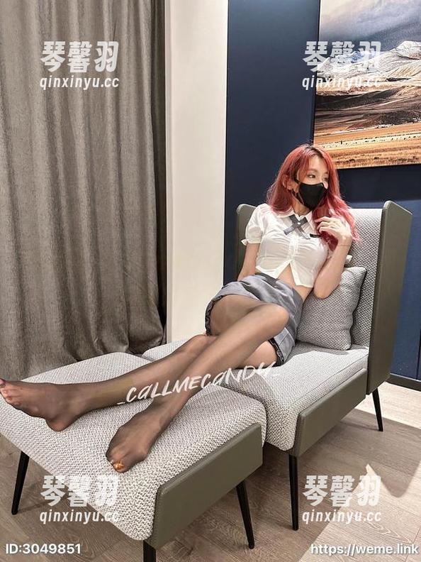 Callmecandy 微密圈 - Callmecandy的私房作品,网袜用力过猛的时刻!
