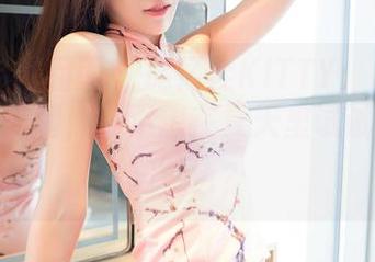 Feilin嗲囡囡 – 施忆佳KITTY：高清作品里的美腿，谁不想在夏天里试试这种“腿”色？