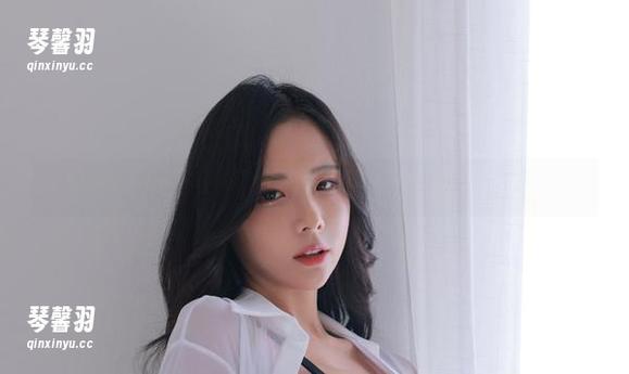跳入水中，Habin夏彬(하빈)的MissDica作品满溢了欢乐与水花