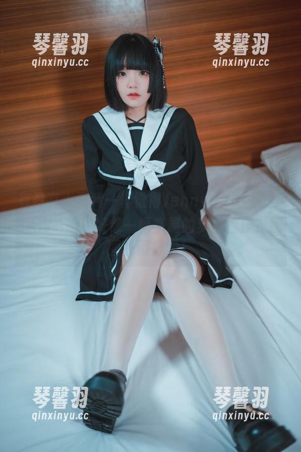 有没有人跟我一样觉得Jenny(정제니)的DJAWA照片好像一幅高端的梦魇画作？原图我藏好啦！