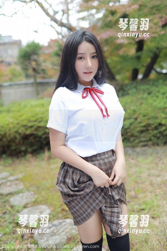 MFStar模范学院-思淇Sukiiii MFStar模范学院 - 蕾丝写真集,思淇Sukiiii又带我们走入了怎样的风景?