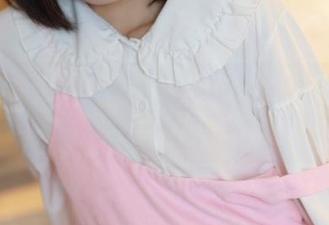 MFStar模范学院 – 柳侑绮Sevenbaby的写真，透出一丝妙趣横生的美脚姿态