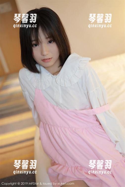 MFStar模范学院-柳侑绮Sevenbaby MFStar模范学院 - 柳侑绮Sevenbaby的写真,透出一丝妙趣横生的美脚姿态