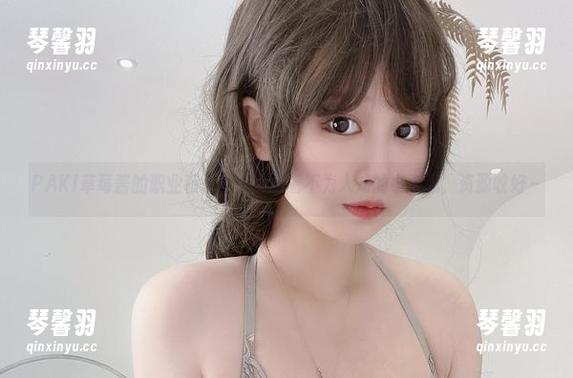 PAKI草莓酱 PAKI草莓酱的职业装:图包里藏着不为人知的小心思,资源收好~