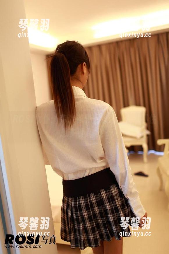 ROSI写真 ROSI女仆:高清资源上线,让人忍不住想多看几眼!