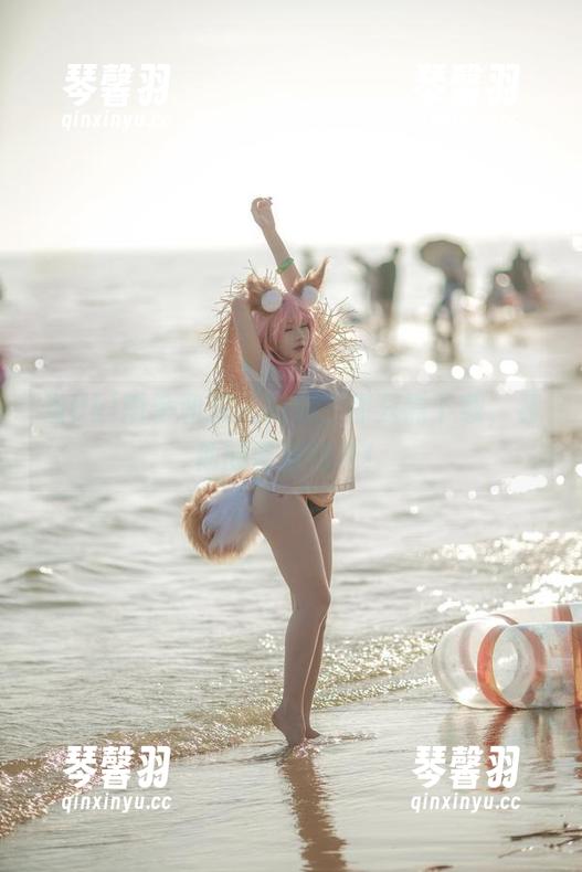 Uki雨季 当Uki雨季和双人相遇,你只需下载,其他的留给想象!