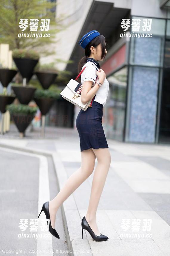 XIAOYU语画界-林乐一 XIAOYU语画界 - 爱情?友情?林乐一图集的新剧情,一切皆有可能!
