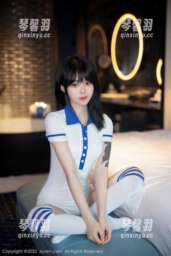 Xiuren秀人网-z杯悠悠 Xiuren秀人网 - 暂时丢掉烦恼,z杯悠悠悠的白丝照片在人生镜头下