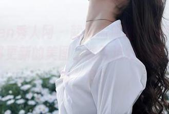 Xiuren秀人网 – 就问孟狐狸FoxYini的兔女郎更新的美图，能否治好我的“单身狗”病？