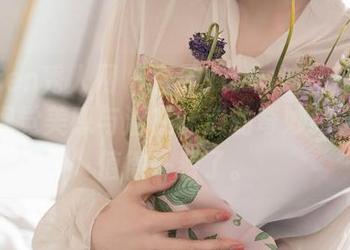 Xiuren秀人网 – 杏子Yada油亮私拍合集—视觉美感与潜在味道的奇妙结合，太值得一看了。
