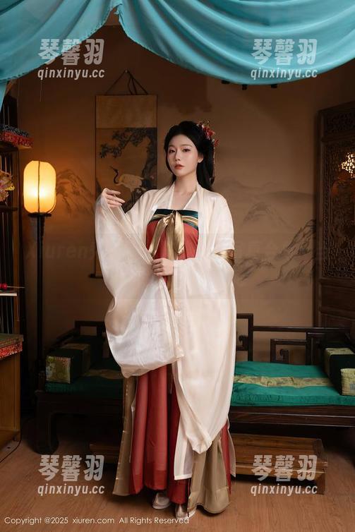 Xiuren秀人网-陈柒柒 Xiuren秀人网 - 陈柒柒的写真合集:当眼镜遇上神奇的她