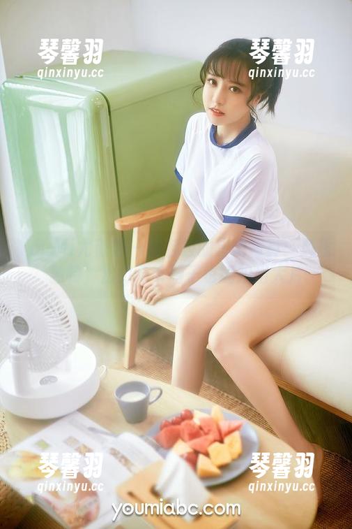 YouMi尤蜜荟-费若拉 YouMi尤蜜荟 - 费若拉的定制写真:风格独特,出门不带脑子也能拍出大片