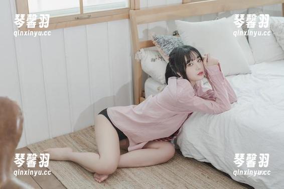 在Yuna(윤아)的镜头下，祢豆子与胡蝶忍也爱玩无圣光美图