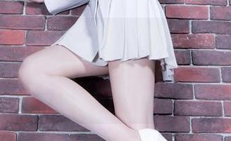 beautyleg – Una的美图，不得不说，高清自拍，总让我觉得她下一秒就要从屏幕里走出来了！