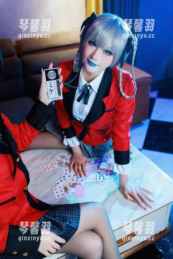 兔胖胖min 当兔胖胖min遇上大凤花嫁,高清壁纸竟然也有点腼腆!