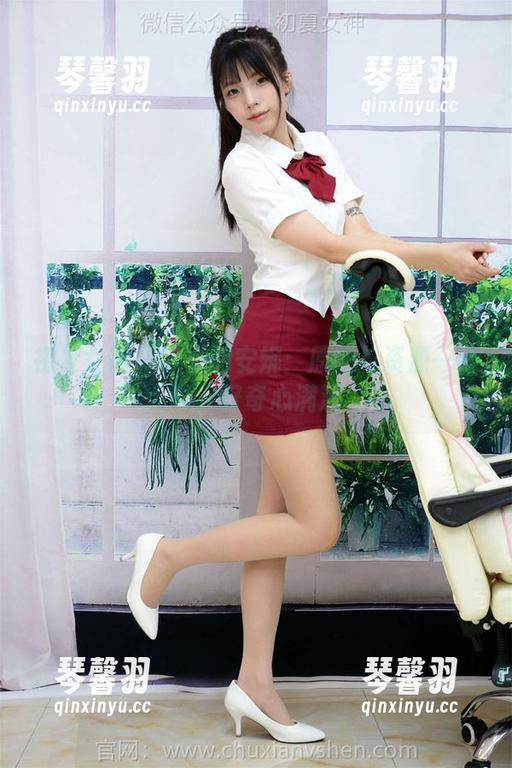 初夏女神-安妮 初夏女神 - 泳衣的安妮:原图与资源一线牵,好奇心满满