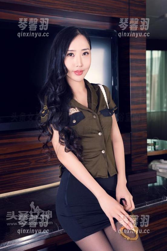 头条女神-李温柔 头条女神 - 原图下载,李温柔浴室的一角,她是不是跟水有约?