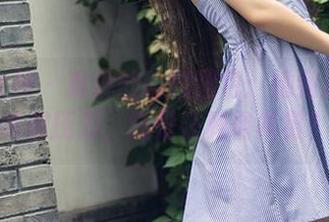 头条女神 – 琳琳的瑜伽图包：她到底是来缓解压力，还是在雅俗共赏？
