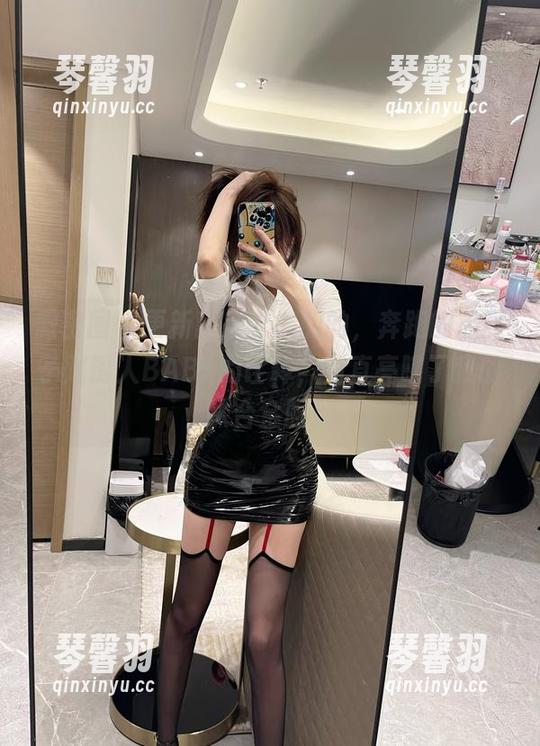 奔跑的晶骡子 微密圈 - 更新就来个大胆的,奔跑的晶骡子对诱人BABY的诠释,简直亮瞎了我的钛合金眼!