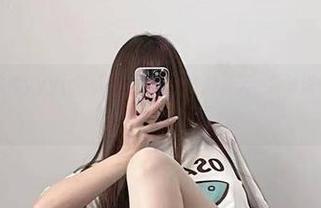 微密圈 – 在婉柔yyyy的私房里：原图中的夏天，认真说一下，那风真不是吹的。