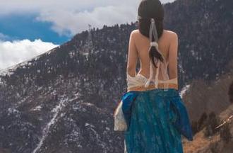 小和甜酒的便利店冒险：免费写真时间到！