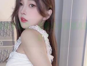 要想知道泳衣穿得秀，看看小小奶瓶儿的精选集就好了