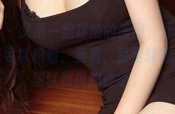 尤果网 – 又是一组崔灿的美图，才明白天使原来可以趴着、坐着，甚至轻松站立，难以捉摸的性感。