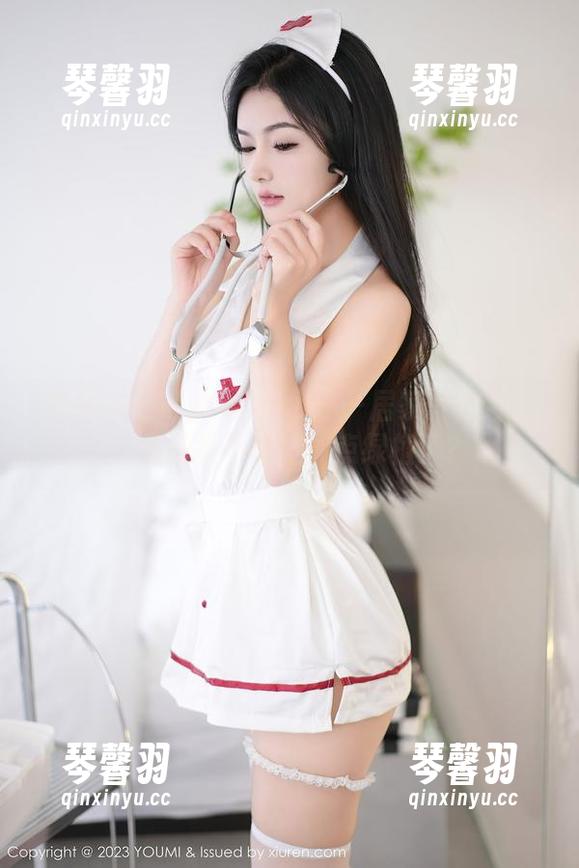 尤蜜荟-战姝羽Zina 尤蜜荟 - 战姝羽Zina——居家写真合集,家里是不是该加点绿植了?