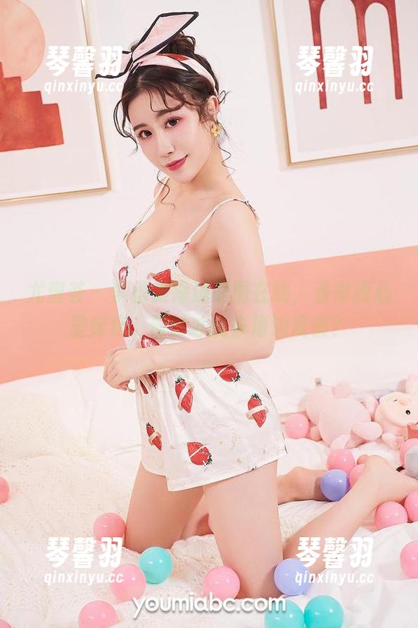 尤蜜荟-李承美 尤蜜荟 - 李承美海边美图在线,看得我心里痒痒,何时才能去海边度假?