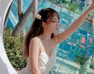 全新御子Yumiko皮衣图集：更新不更新，看了才知道！