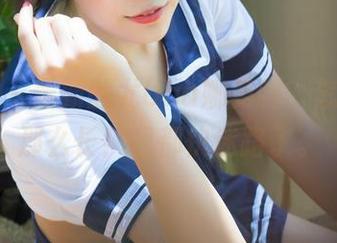 推女神 – 最新的尤Una娜美腿，怎么会有那么长！我都快迷路了。