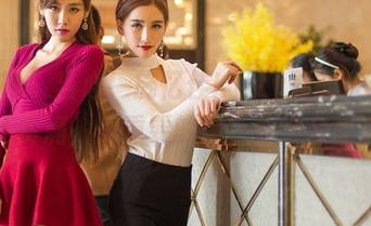推女神 – 当心！施忆佳Kitty酱的JK照片是免费滴，但重要的事，你得会欣赏！