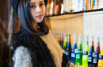 推女神 – 高清的王婉悠裸足，真的没别的好说了，纯粹的美啊