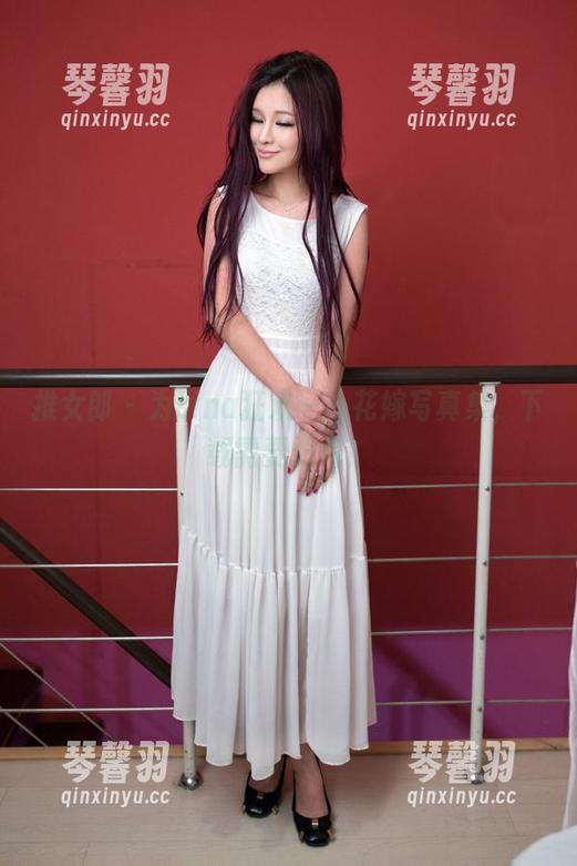 推女郎-Lina 推女郎 - 为Lina狂欢——花嫁写真集,下载需要勇气!