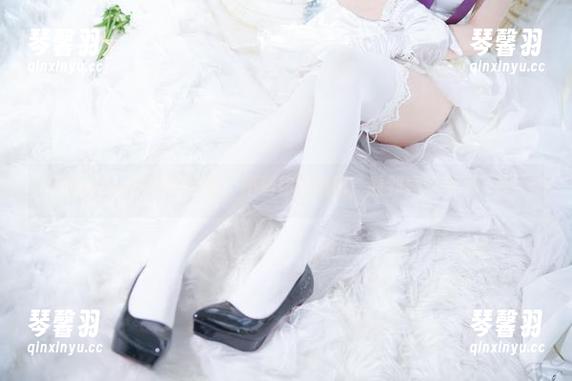 星野saori 星野saori蕾丝写真集:不看你会后悔,看到真的停不下手!