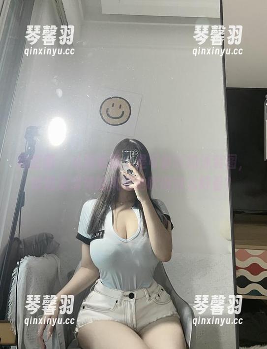 是可馨吖 微密圈 - 私房秘籍:是可馨吖的泳装图,难道是海滩的风把她吹得这么好看?