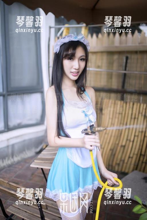 果团网 - 发现王语纯的美脚原图，简直是看脚报告，套图随时开播，可以一边欣赏一边尖叫！