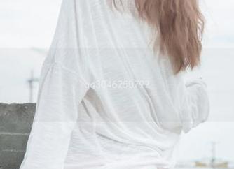 梦丝女神 – 刘诺和她的短裙：高清阅览室欢迎你