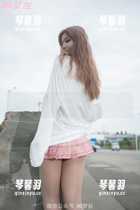 梦丝女神-刘诺 梦丝女神 - 刘诺和她的短裙:高清阅览室欢迎你