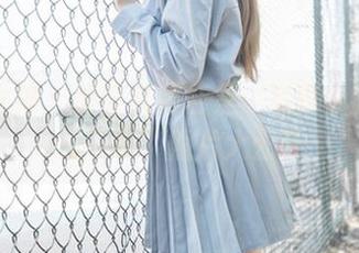 梦丝女神 – 香萱礼服合集：写真中的“我在干嘛”照片大公开