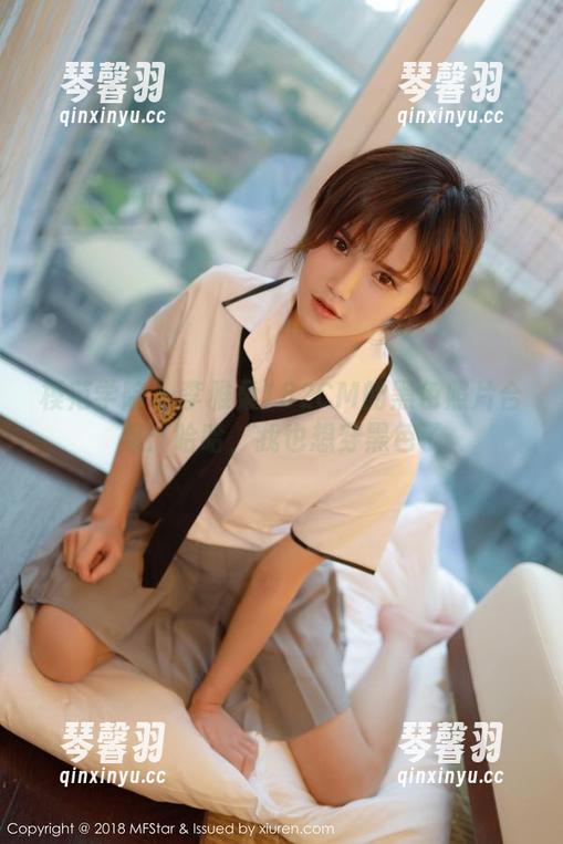模范学院-李雅柔182CM 模范学院 - 李雅柔182CM的黑色照片合集:哈哈,我也想穿黑色了