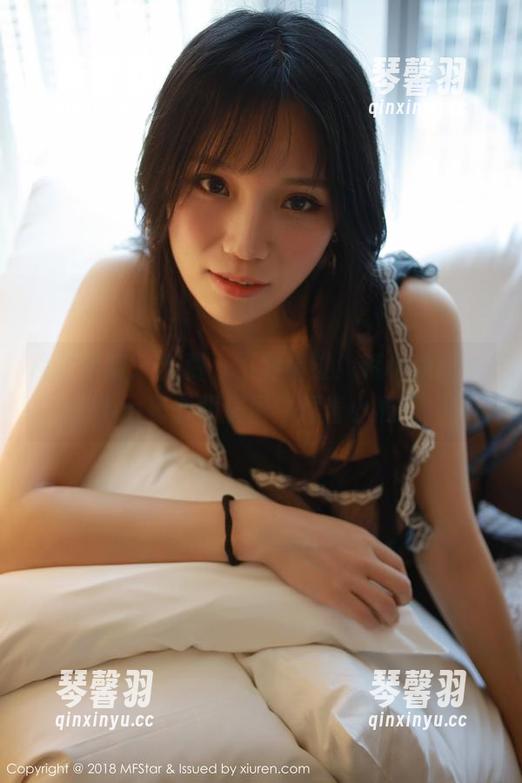 模范学院-蒋小静Jessica 模范学院 - 免费,不容错过!蒋小静Jessica秘书照里居然藏着小心思