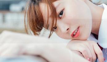 波萝社 – 瑜伽定制图集：柳侑绮Sevenbaby在“舔屏”与“痛并快乐着”之间！