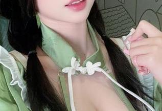 私拍大赏：清水由乃穿体操服白丝，画面和心思都在偷偷游走。
