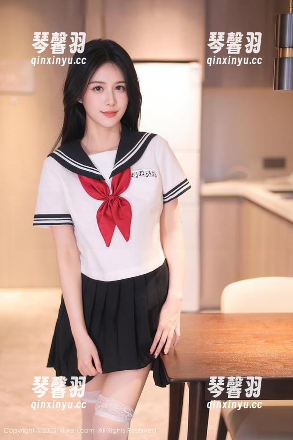 秀人网-Carol周妍希 秀人网 - 白衬衫和Carol周妍希的碰撞,原图动态加一,真让人想加宝?!