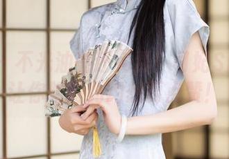 秀人网 – 不光油亮还免费！司妃SL的美图让你隐隐约约想要点赞！