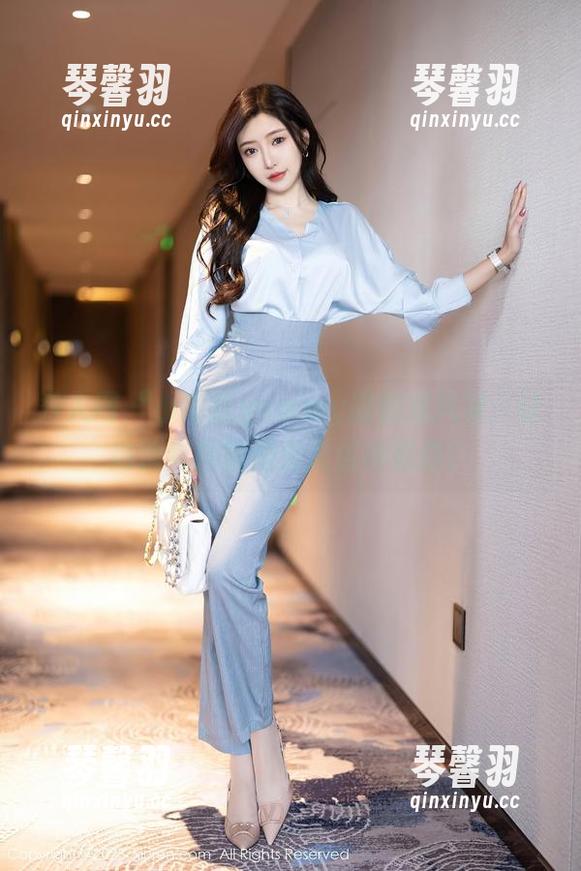 秀人网-小蛮妖yummy 秀人网 - 小蛮妖yummy的御姐风采:让高清套图瞬间引发各种联想!