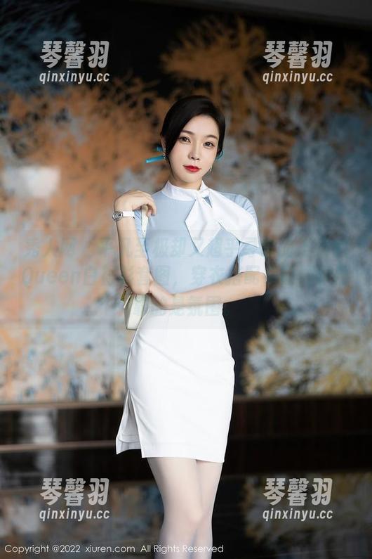 秀人网-王婉悠Queen 秀人网 - 平凡至极却又超乎寻常的王婉悠Queen白衬衫套图,穿衣搭配有时候果然靠的是氛围。